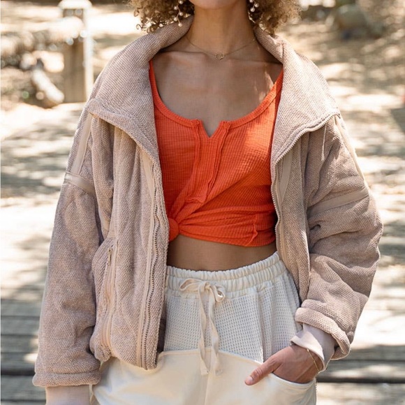 POL Jacket - Picture 3 of 5